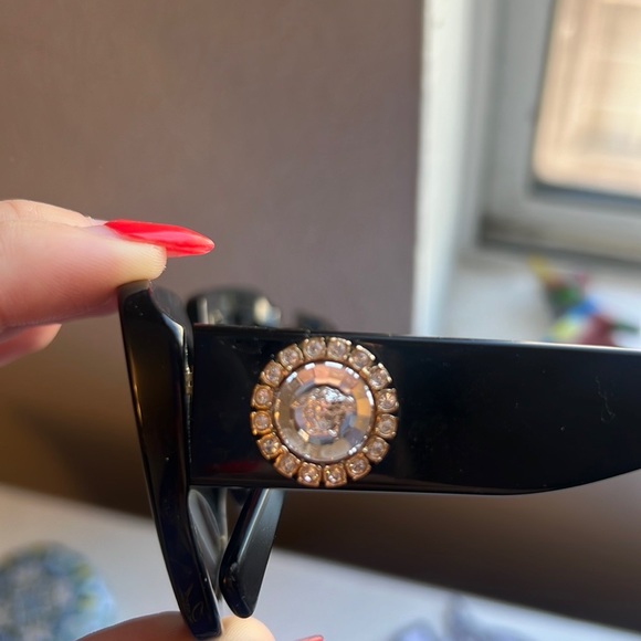 Versace sunglasses black 0VE4384B - Picture 8 of 12